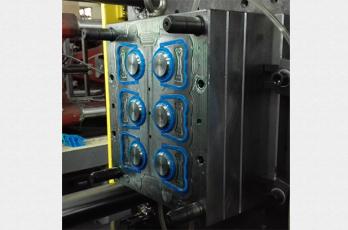 Bottle Handle Mold